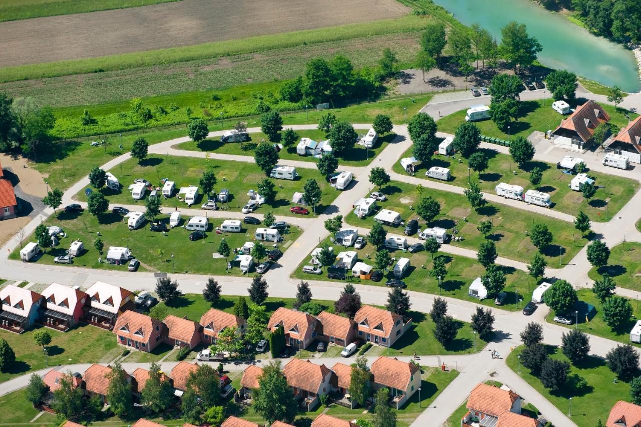 Mediteran Travel Mobile Homes In Camping Terme Catez Brežice Zewnętrze zdjęcie